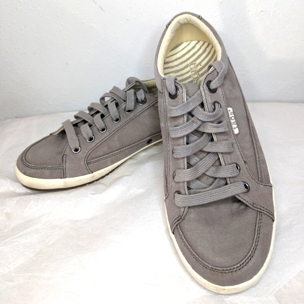 Taos Mocs Star Walking Shoes Light Gray W 7.5